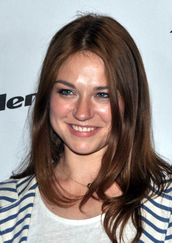 Emilie Dequenne